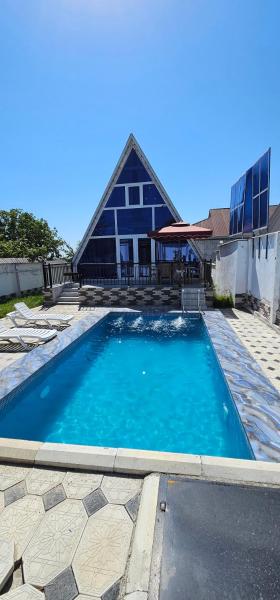 Twin Aframe with Swimming pool